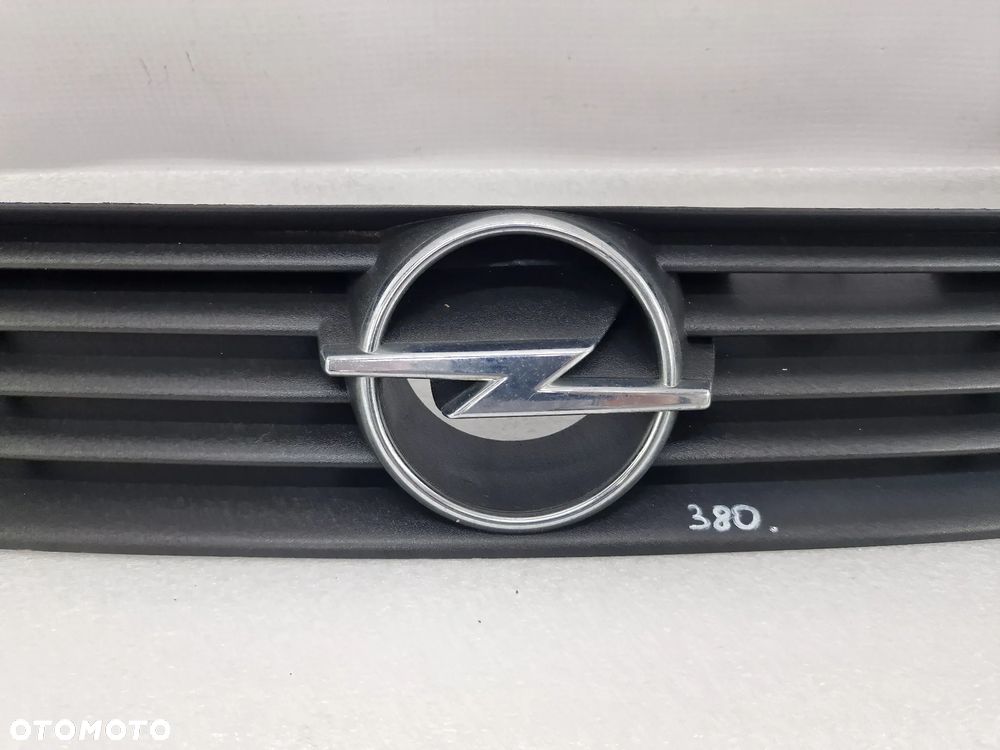 OPEL ASTRA II G 98- ATRAPA / GRILL PRZEDNI PRZÓD , NR 90588120 ,  NR AUKCJI GL380 - 2
