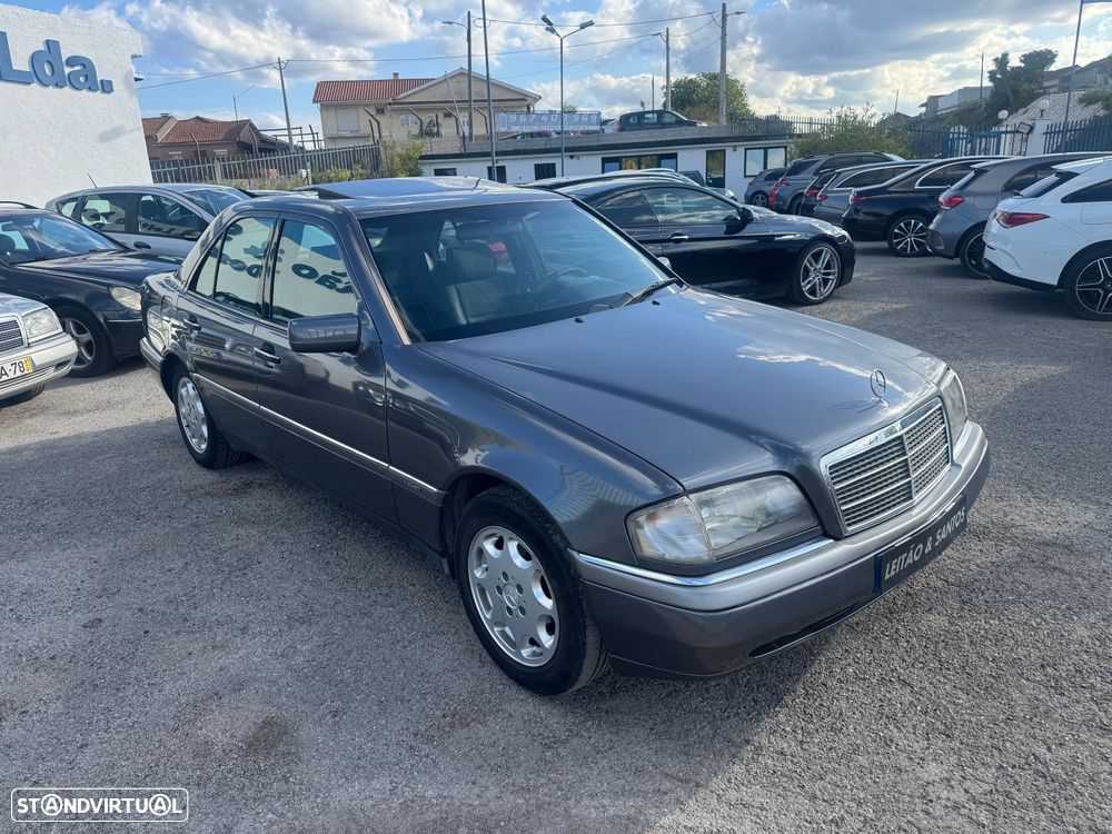 Mercedes-Benz C 220 D Elegance - 3