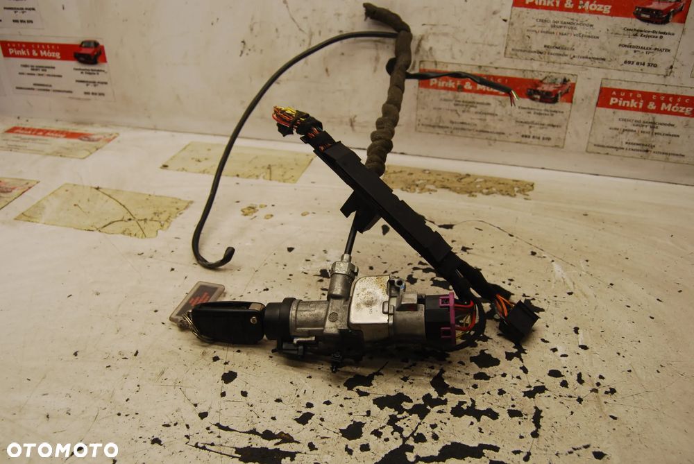 STACYJKA KLUCZYK AUTOMAT 4B0905851M AUDI A4 B6 B7 VW PASSAT B5 - 5