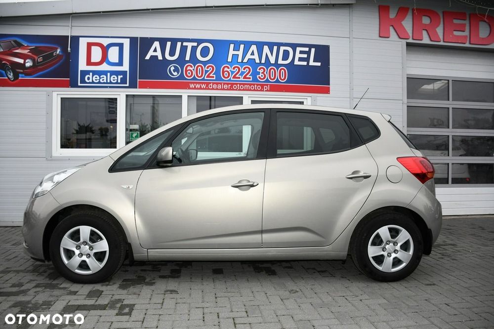 Kia Venga - 14