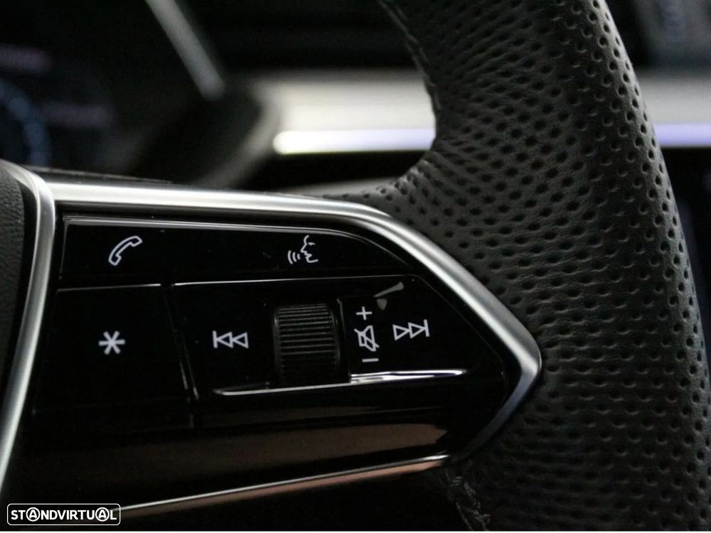 Audi Q8 e-Tron Sportback 55 quattro S line - 10