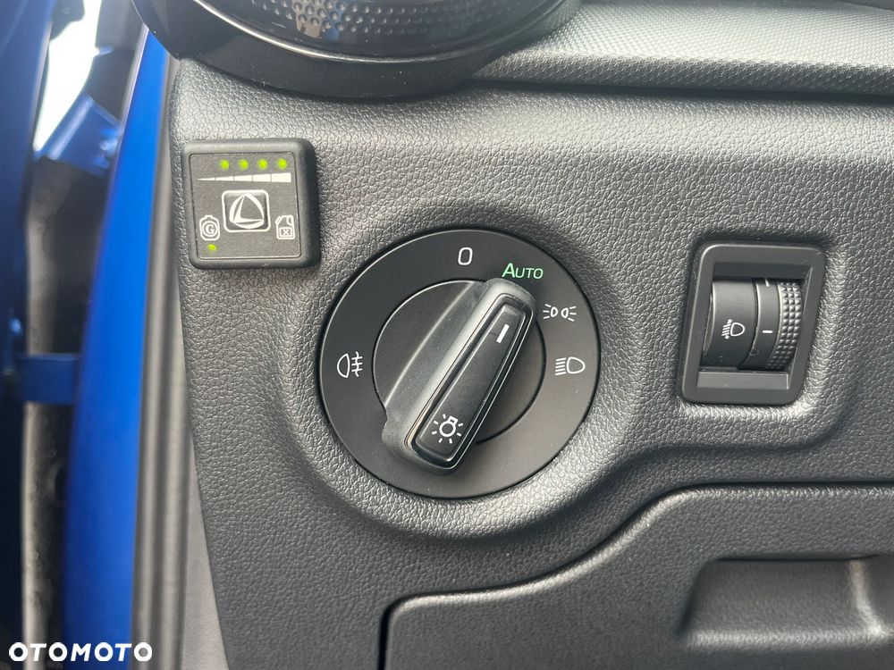 Skoda Fabia 1.0 Ambition - 26