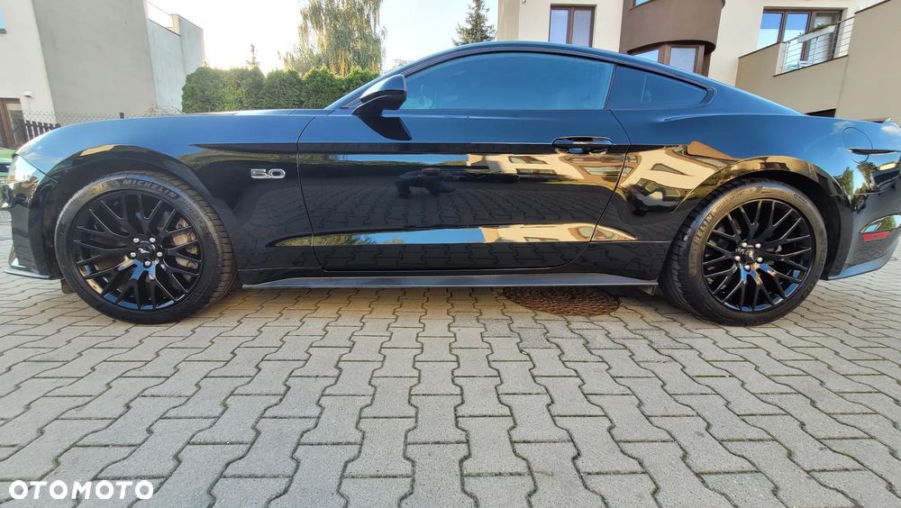 Ford Mustang - 3