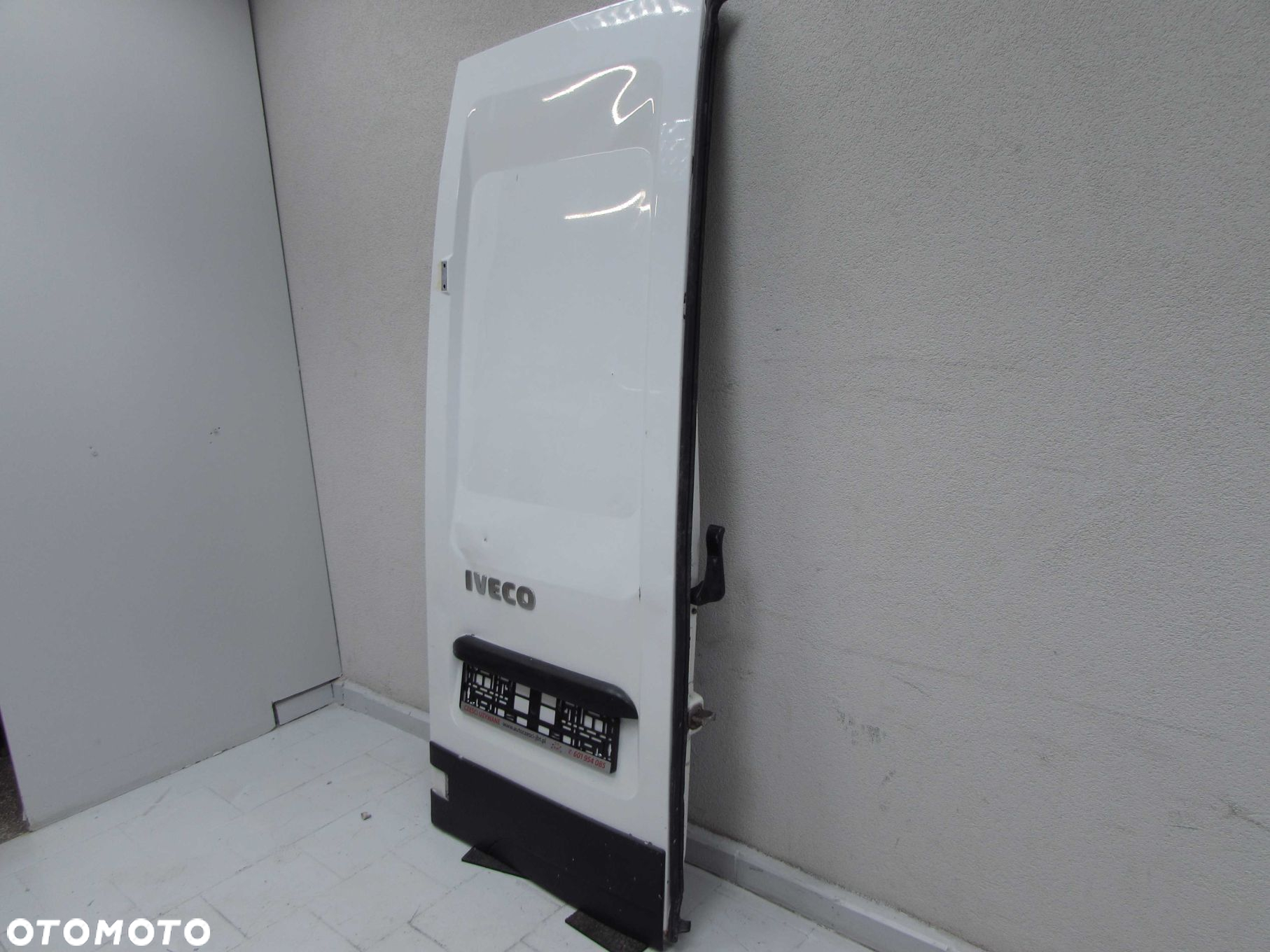 IVECO DAILY IV LIFT 06-14 DRZWI TYL TYLNE LEWE BIALE H2 - 3