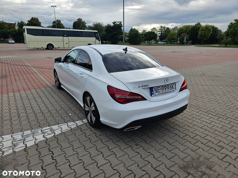 Mercedes-Benz CLA 200 7G-DCT - 5