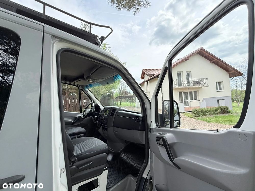 Mercedes-Benz Sprinter - 20