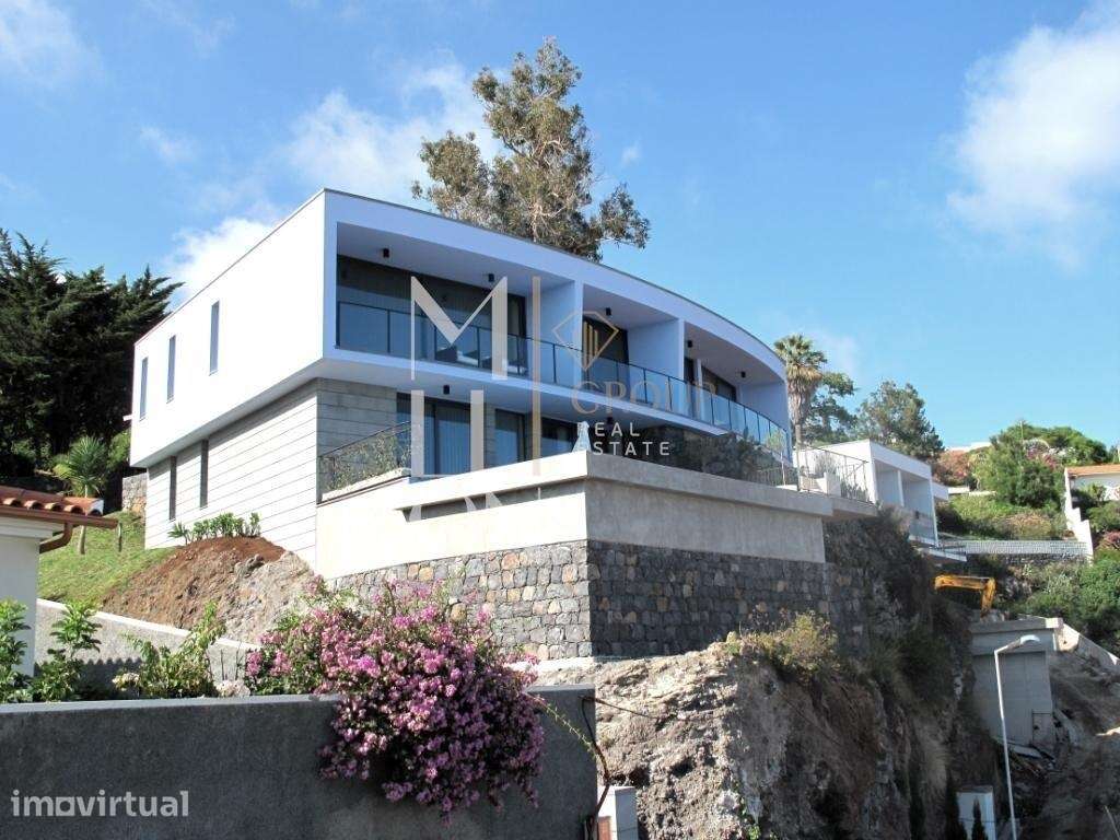 MORADIA DE LUXO T3 NO CRISTO REI COM PISCINA E VISTA MAR I GARAJAU I C - Grande imagem: 3/24
