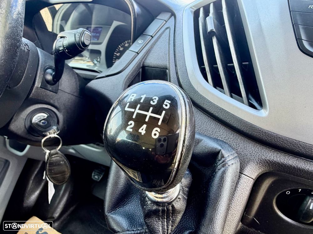 Ford Transit - 14
