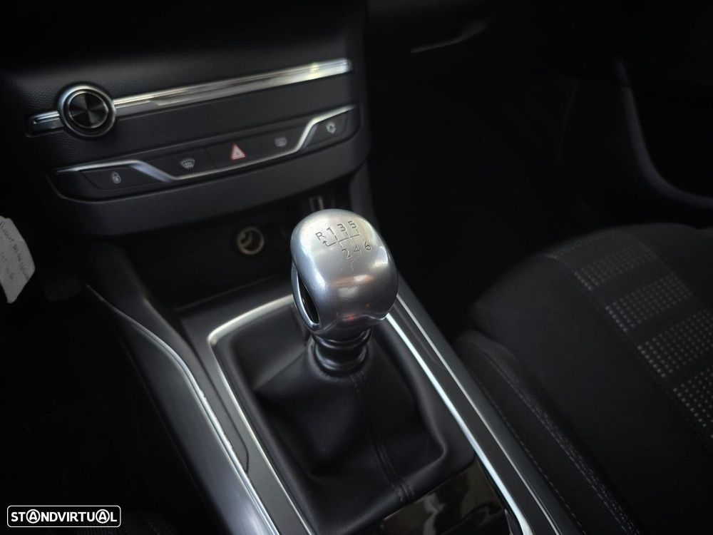 Peugeot 308 SW 1.6 BlueHDi Allure - 18