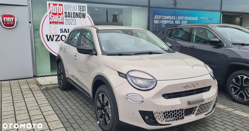 Fiat 600 1.2 Turbo Hybrid eDCT - 2