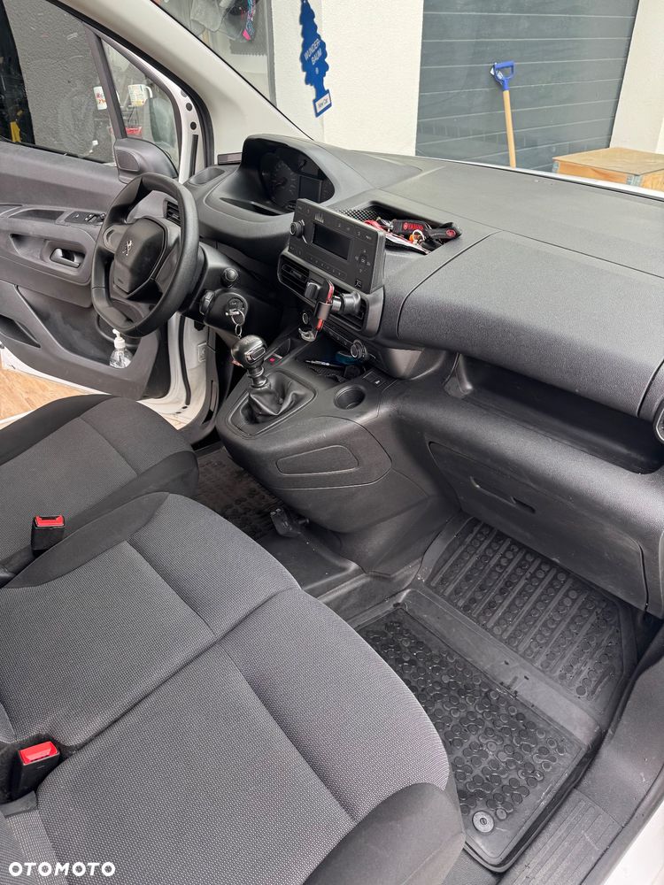 Peugeot Partner - 11