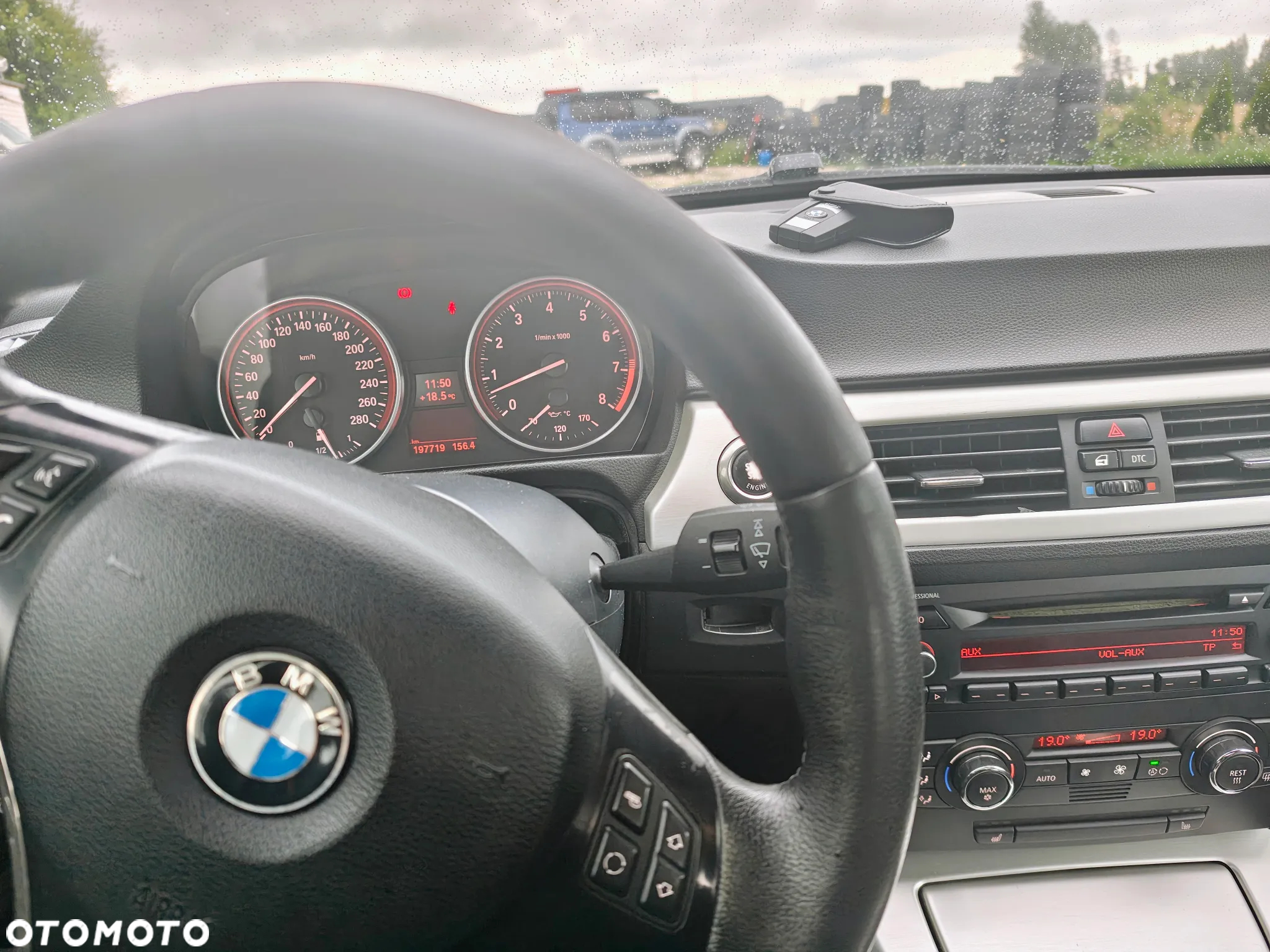 BMW Seria 3 325i - 21