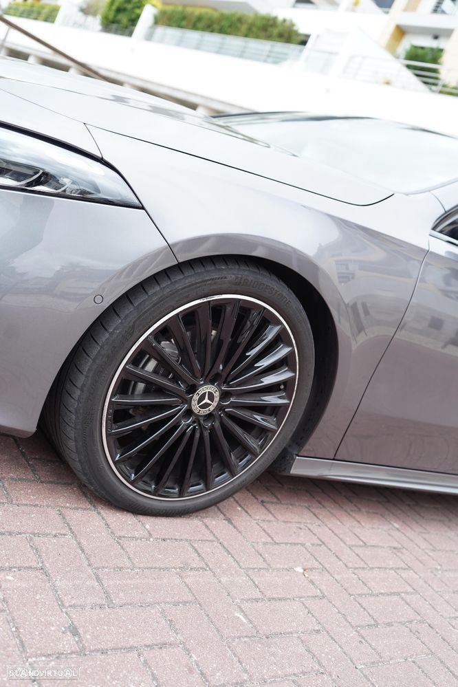 Mercedes-Benz 180 - 6