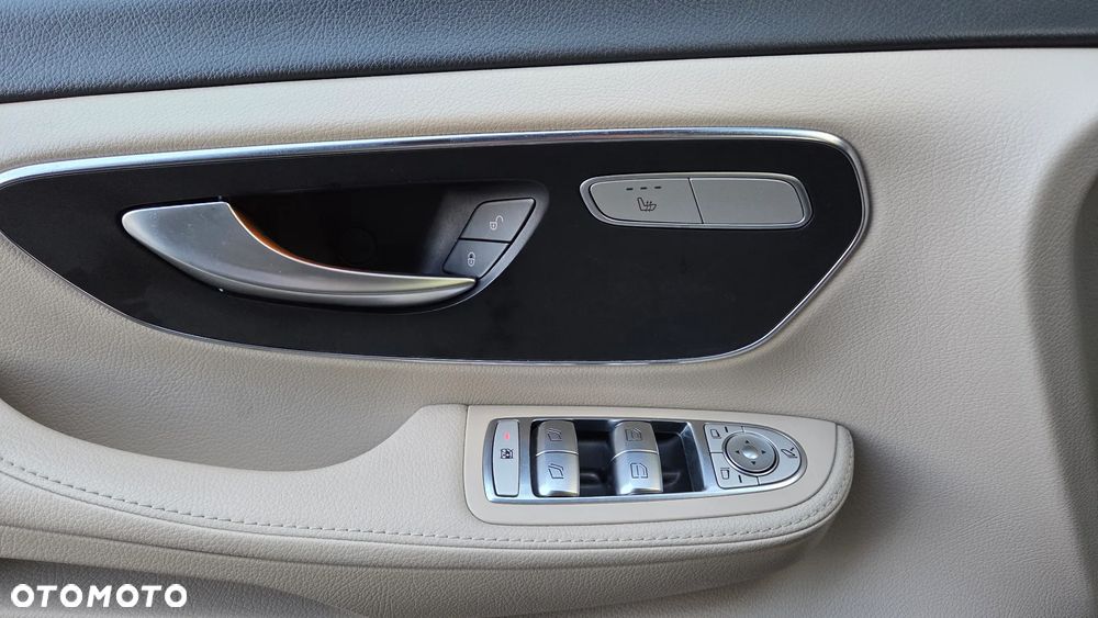 Mercedes-Benz Klasa V 300 d lang 4Matic 9G-TRONIC Avantgarde - 30