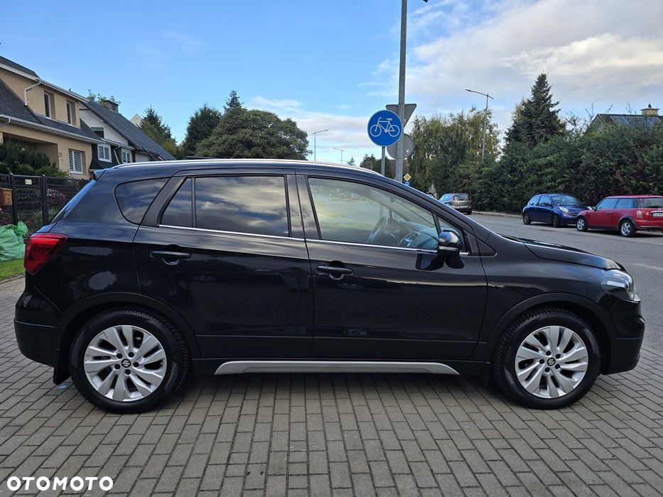 Suzuki SX4 S-Cross 1.4 T Premium 4WD - 6