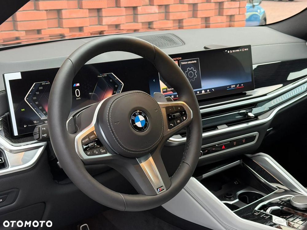 BMW X6 xDrive30d mHEV - 14