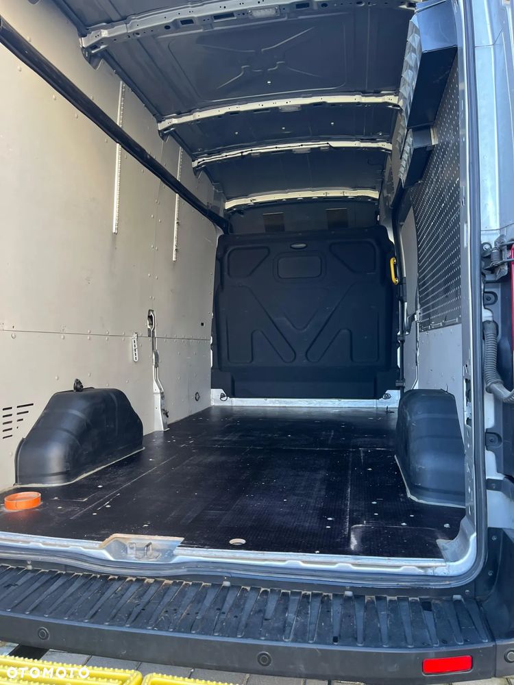 Ford Transit - 15
