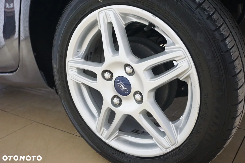 Ford Fiesta 1.4 Trend EU5 - 13