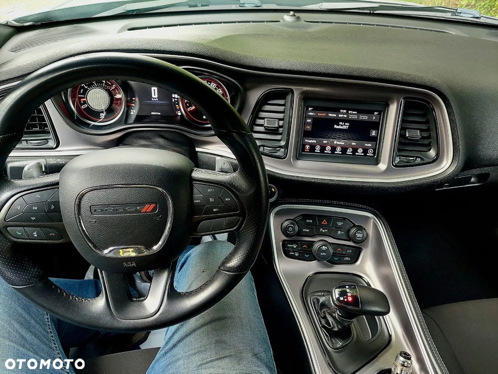 Dodge Challenger 3.6 SXT - 13