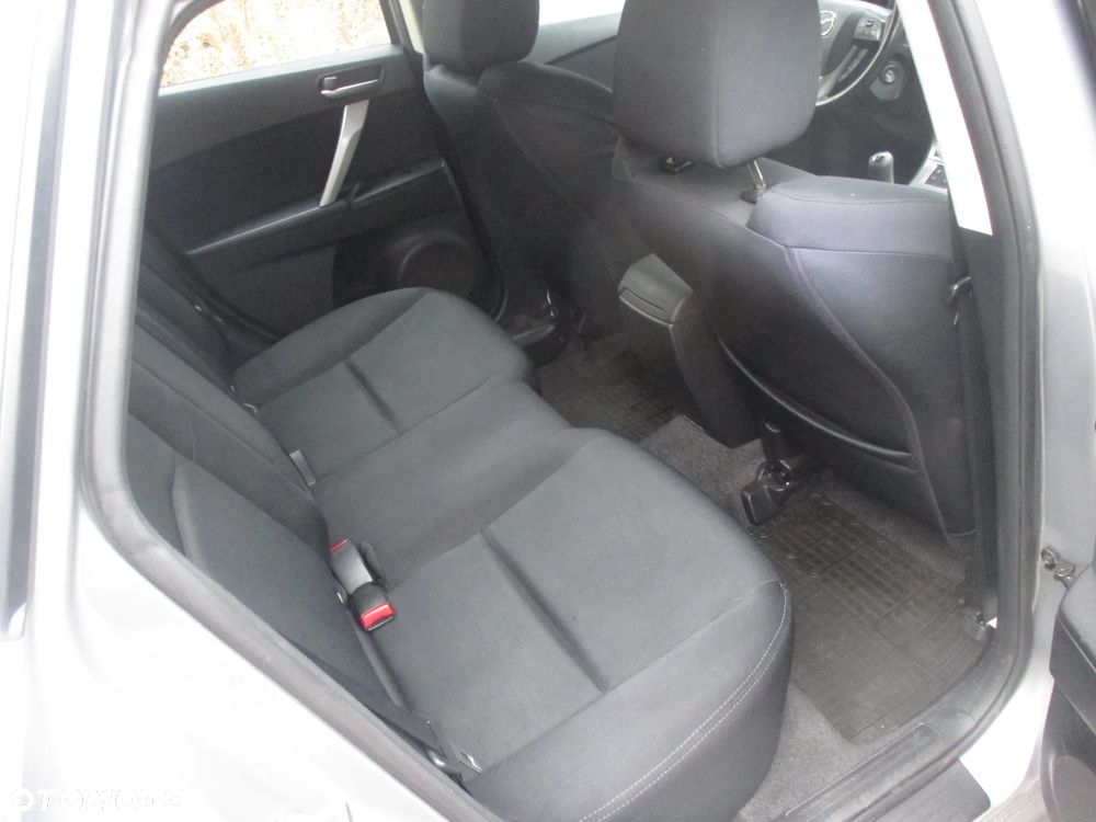 Mazda 3 - 11