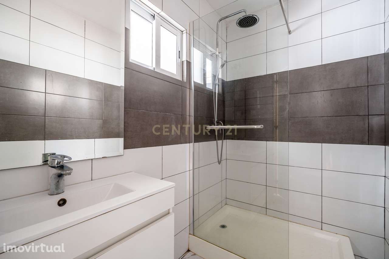 Apartamento T2 em Portimão com Terraço e Boa Localização - Grande imagem: 5/16