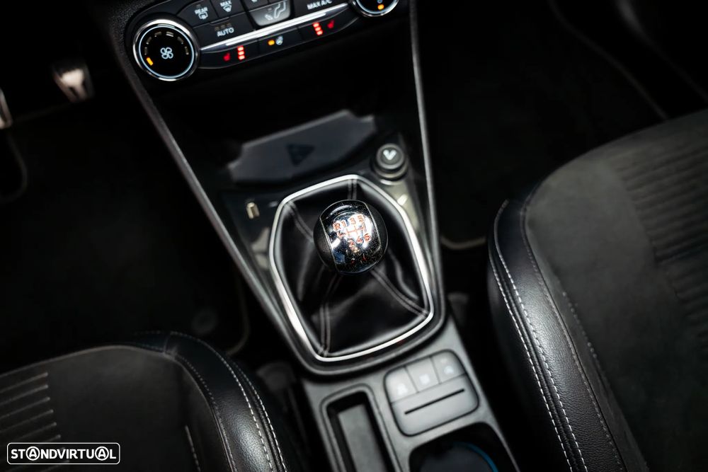 Ford Fiesta 1.5 EcoBoost ST - 15
