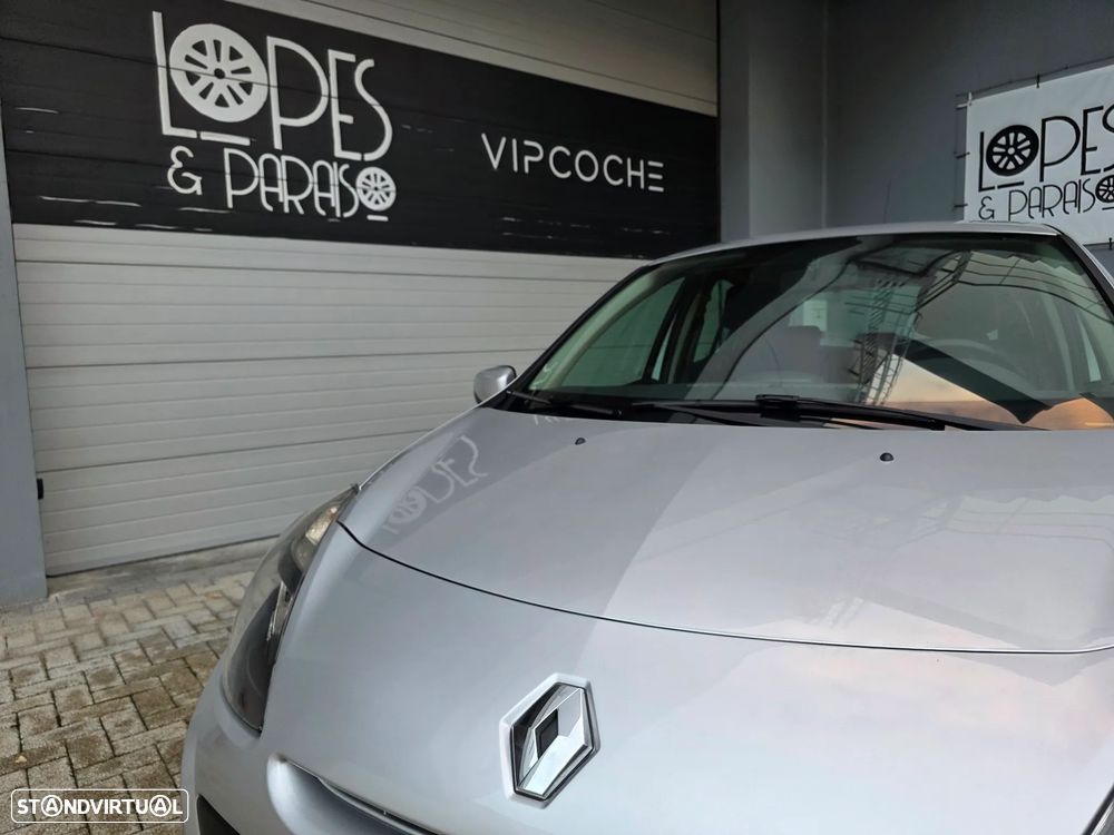 Renault Clio 1.2 16V Dynamique - 19