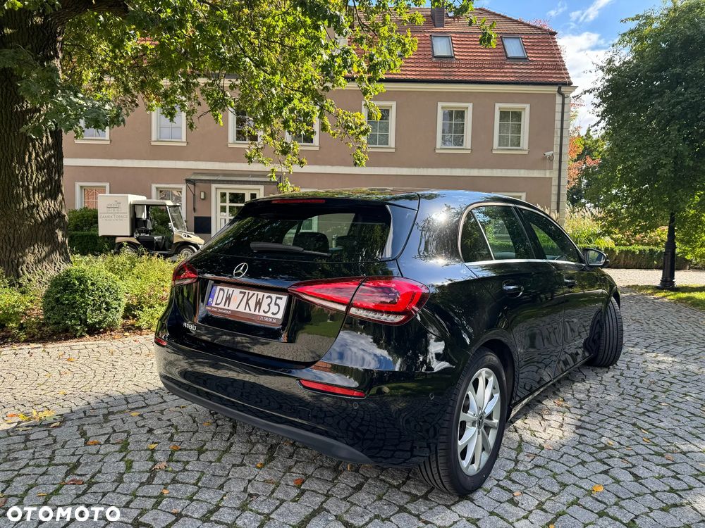 Mercedes-Benz Klasa A 180 Style 7G-DCT - 2