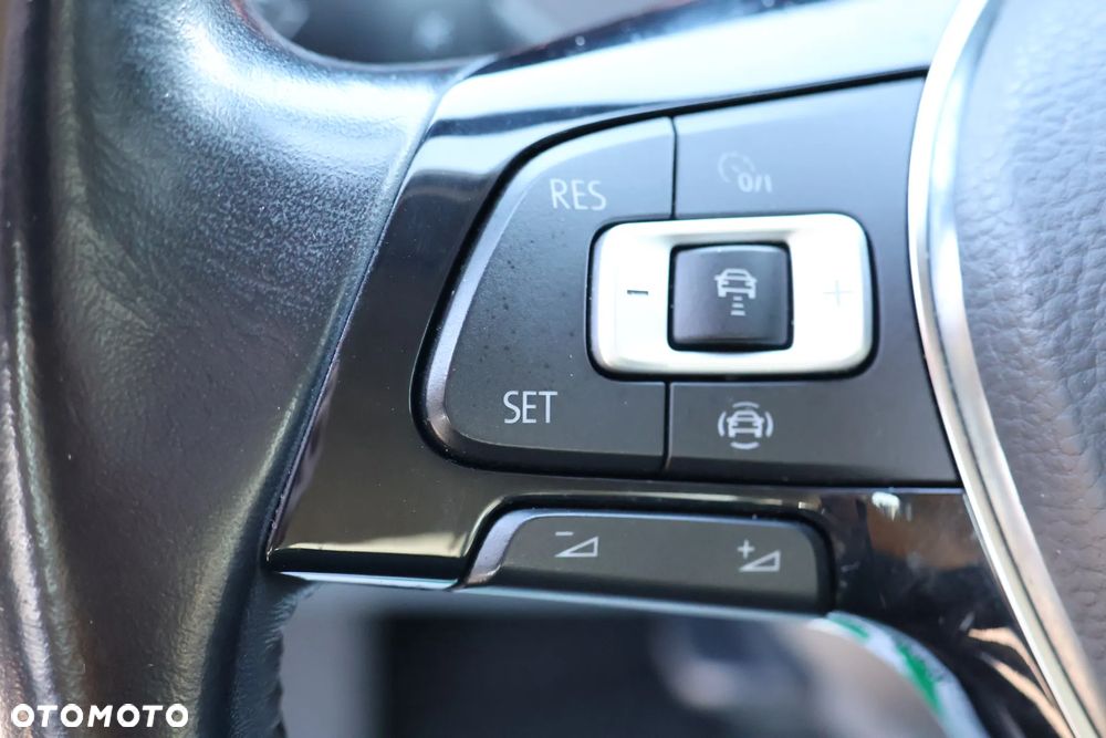 Volkswagen Golf Variant 1.5 eTSI OPF DSG Style - 17