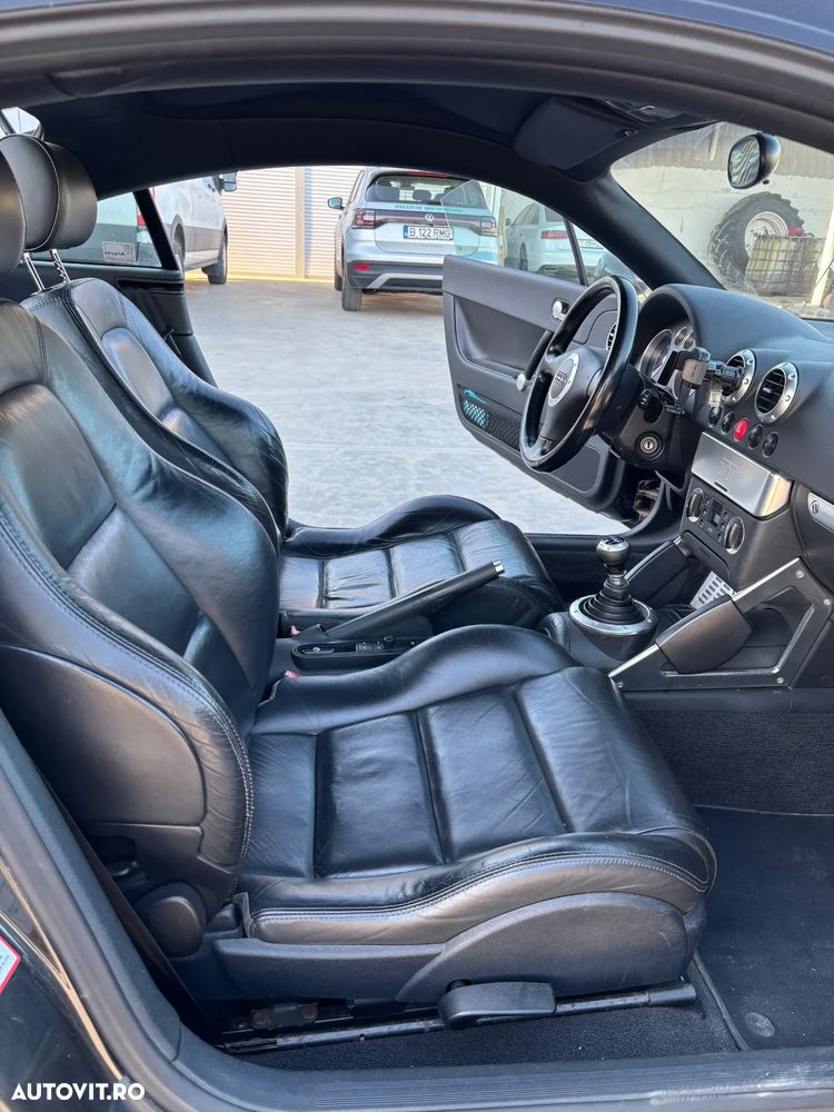 Audi TT 1.8 T quattro - 21
