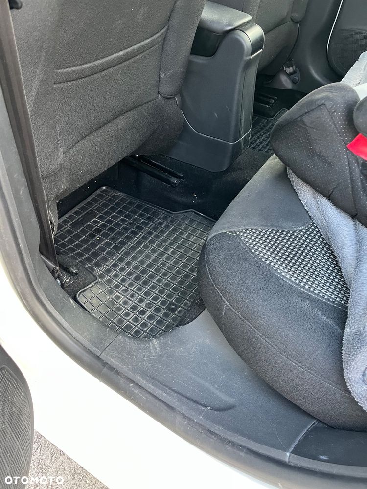 Citroën C3 1.2 PureTech Exclusive - 16
