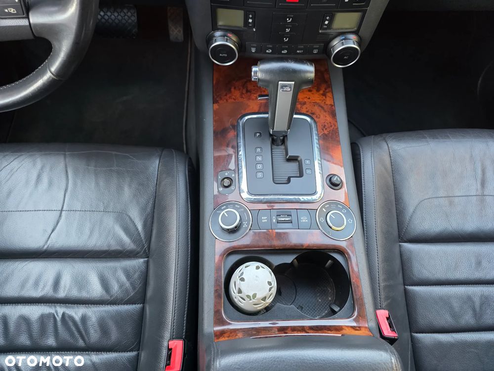 Volkswagen Touareg 3.0 V6 TDI Blue Motion DPF Automatik - 18