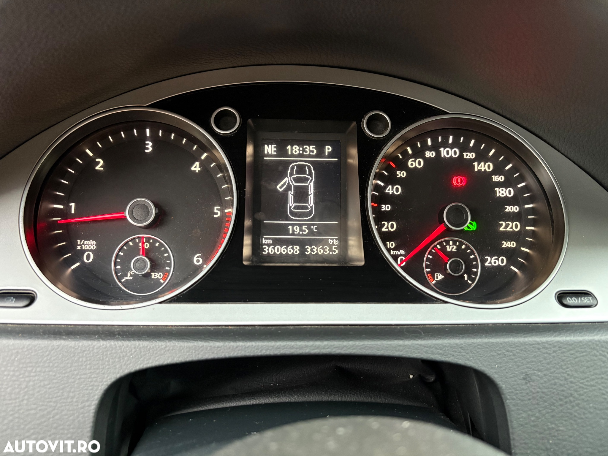Volkswagen Passat Variant 2.0 Blue TDI DSG SCR R-Line - 5