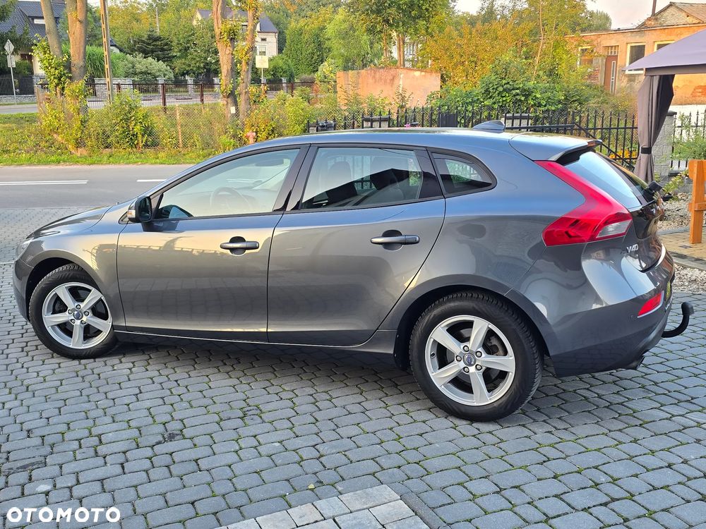 Volvo V40 T3 - 16