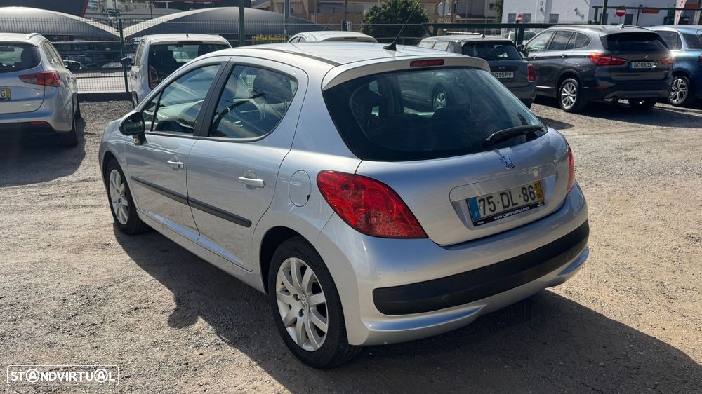 Peugeot 207 1.6 HDi Sport - 10