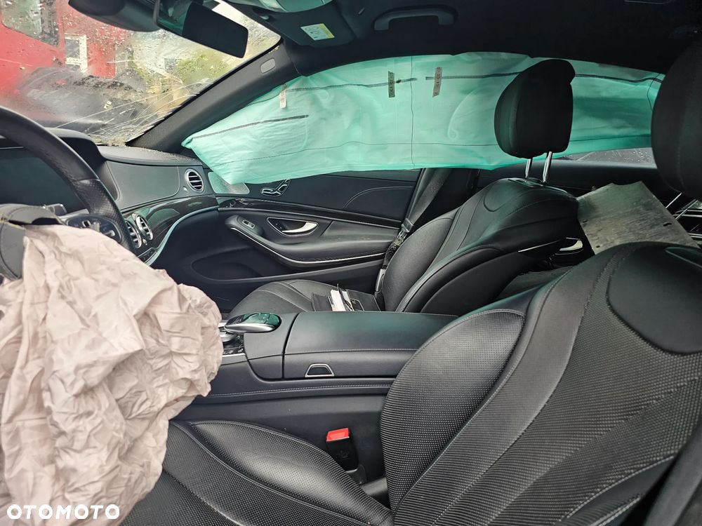 Mercedes-Benz Klasa S 560 4-Matic L 9G-TRONIC - 11