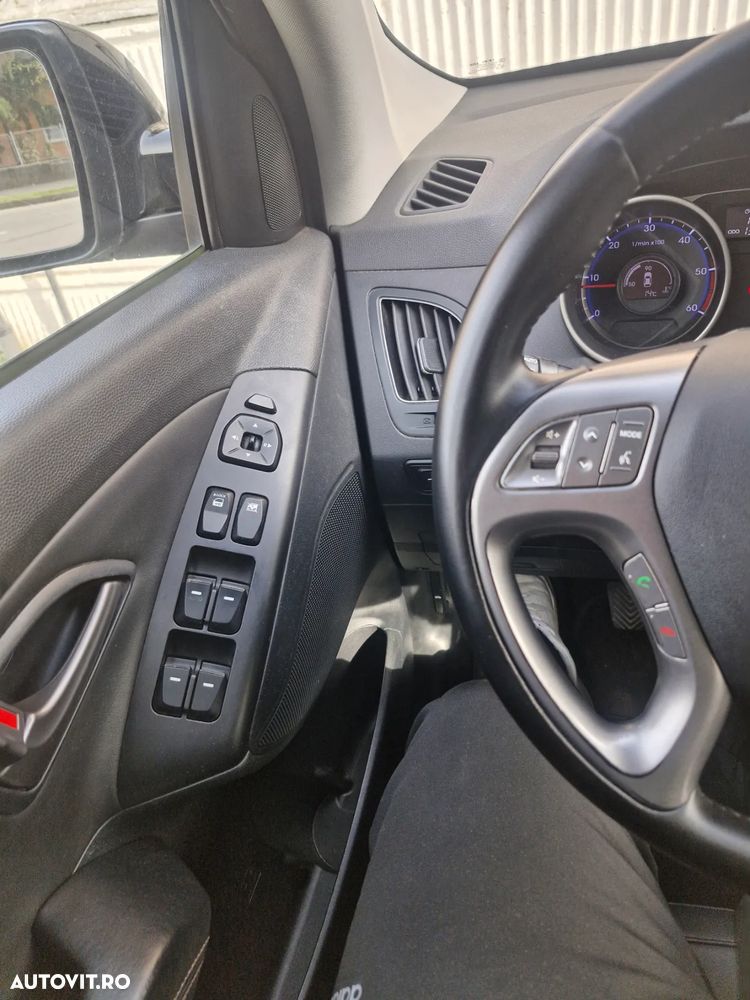 Hyundai ix35 1.7 CRDI 2WD Comfort - 10
