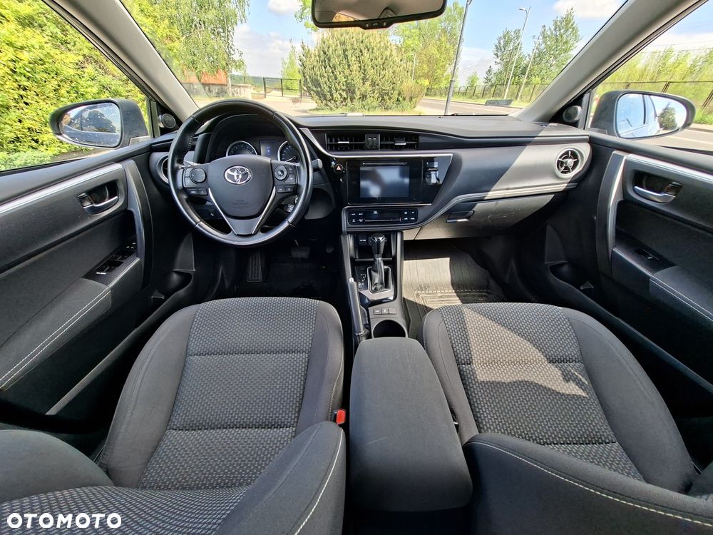 Toyota Corolla - 7