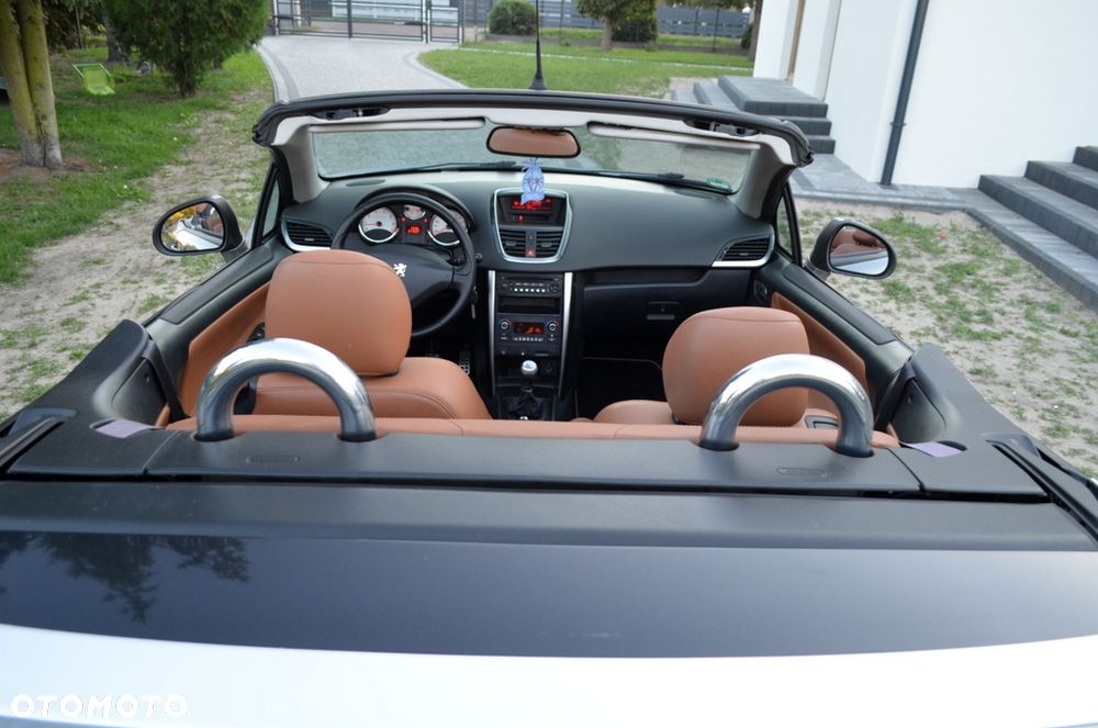Peugeot 207 CC - 7
