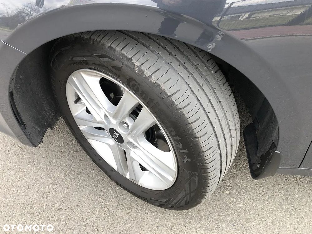 Kia Ceed - 26