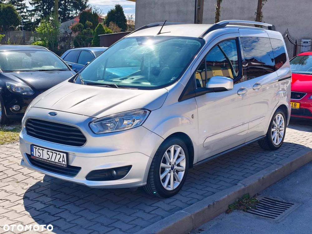 Ford Tourneo Courier 1.5 TDCi Titanium - 1