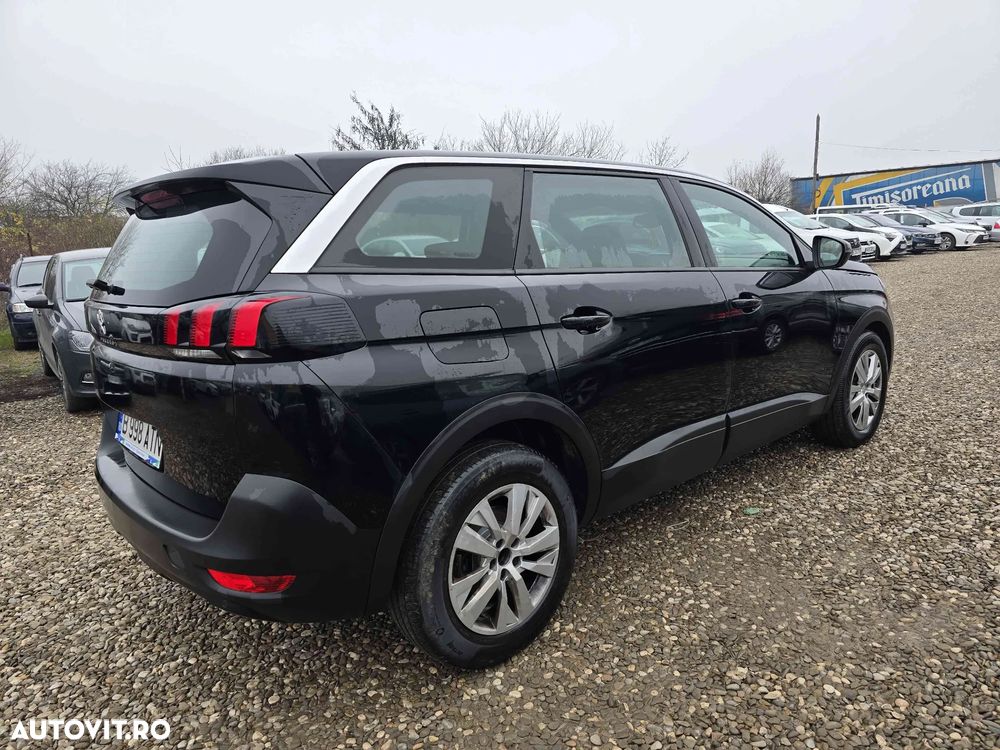 Peugeot 5008 - 3