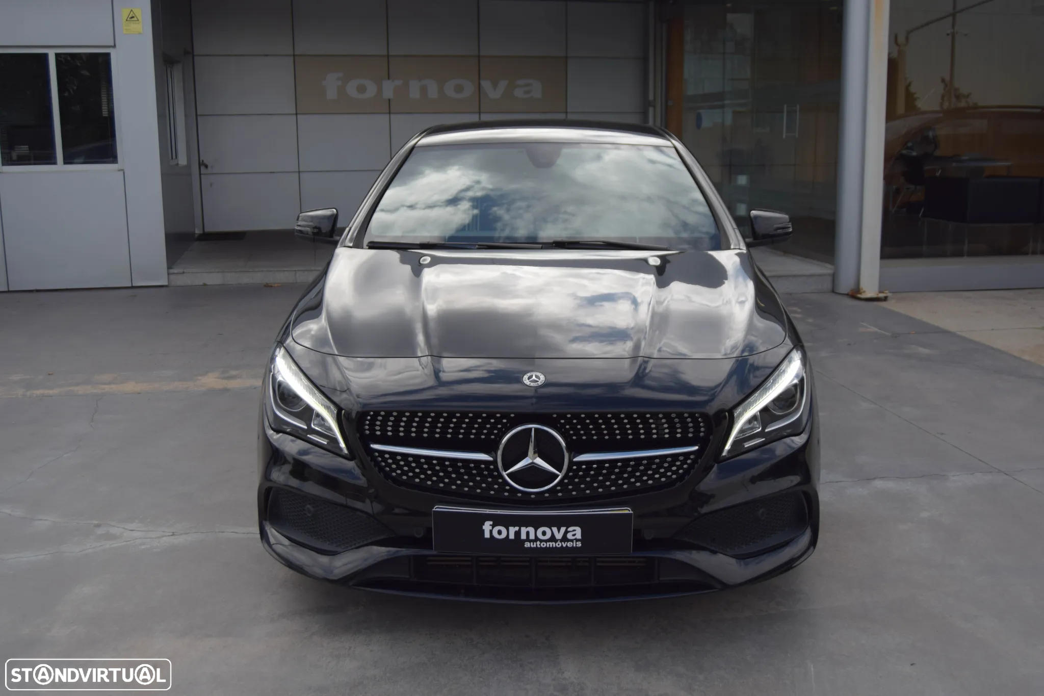 Mercedes-Benz CLA 200 d AMG Line - 2