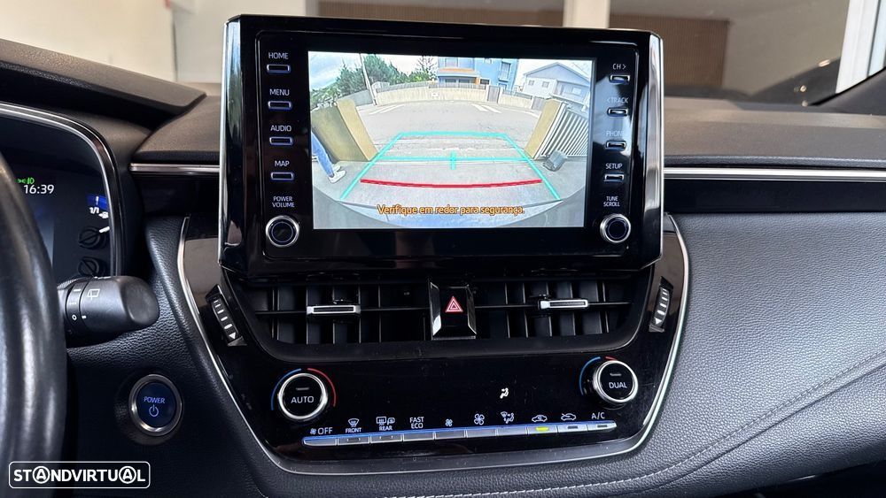 Toyota Corolla 1.8 Hybrid Comfort - 18