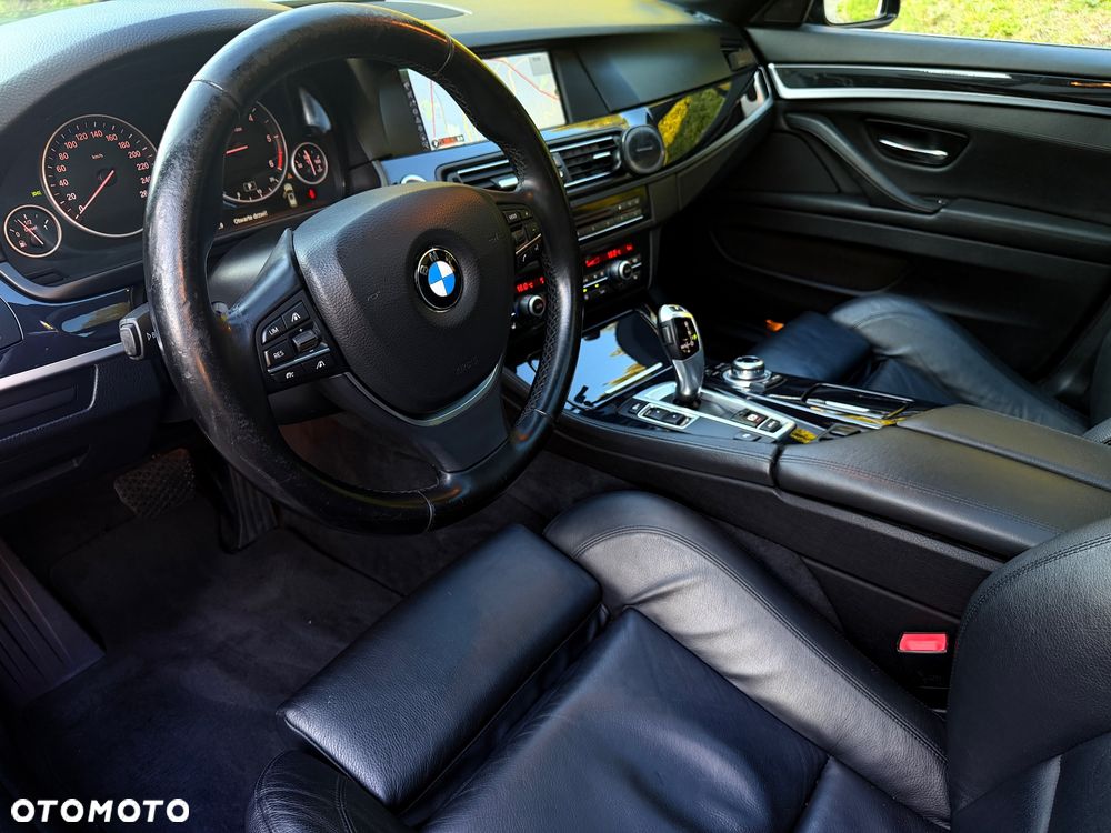 BMW Seria 5 520d Sport-Aut - 9