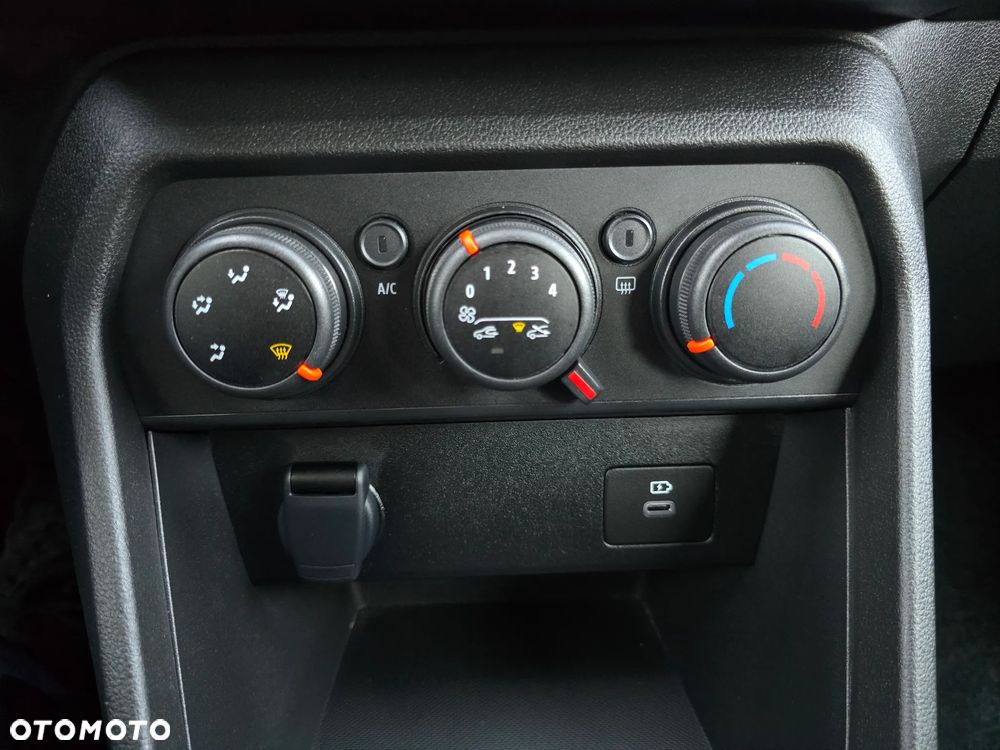 Dacia Sandero TCe 90 Journey - 36
