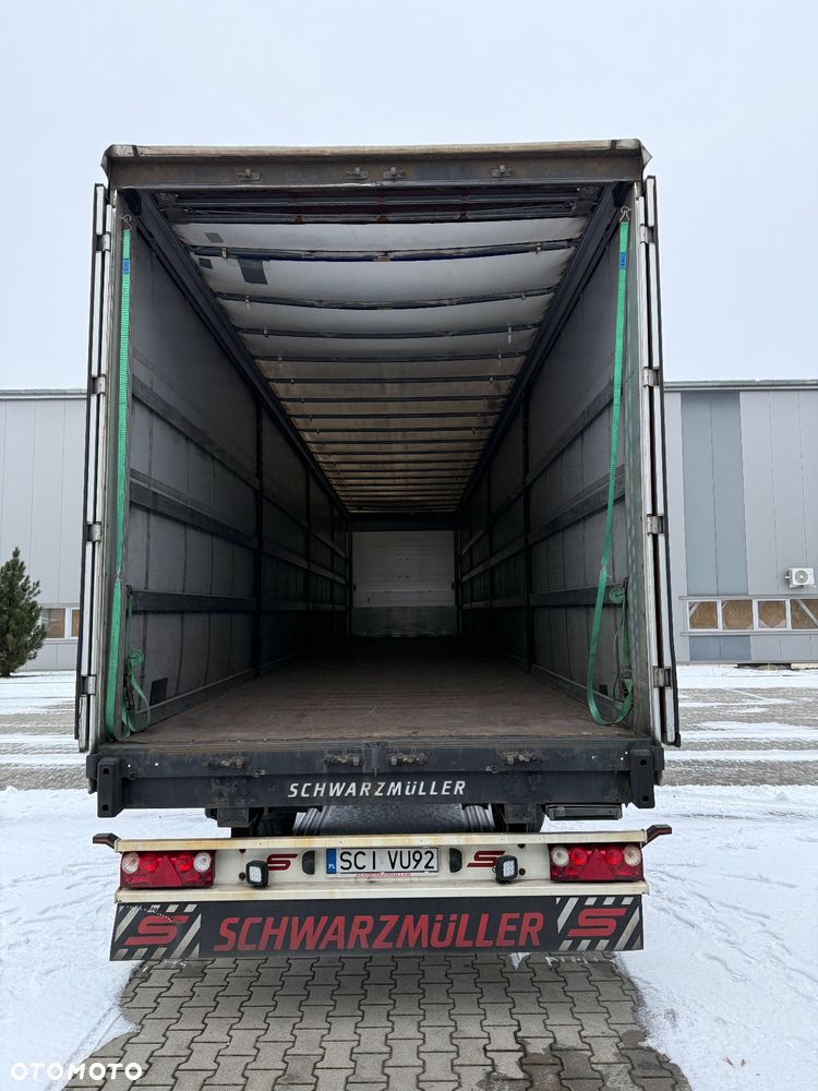 Schwarzmuller J-SERIE - 6