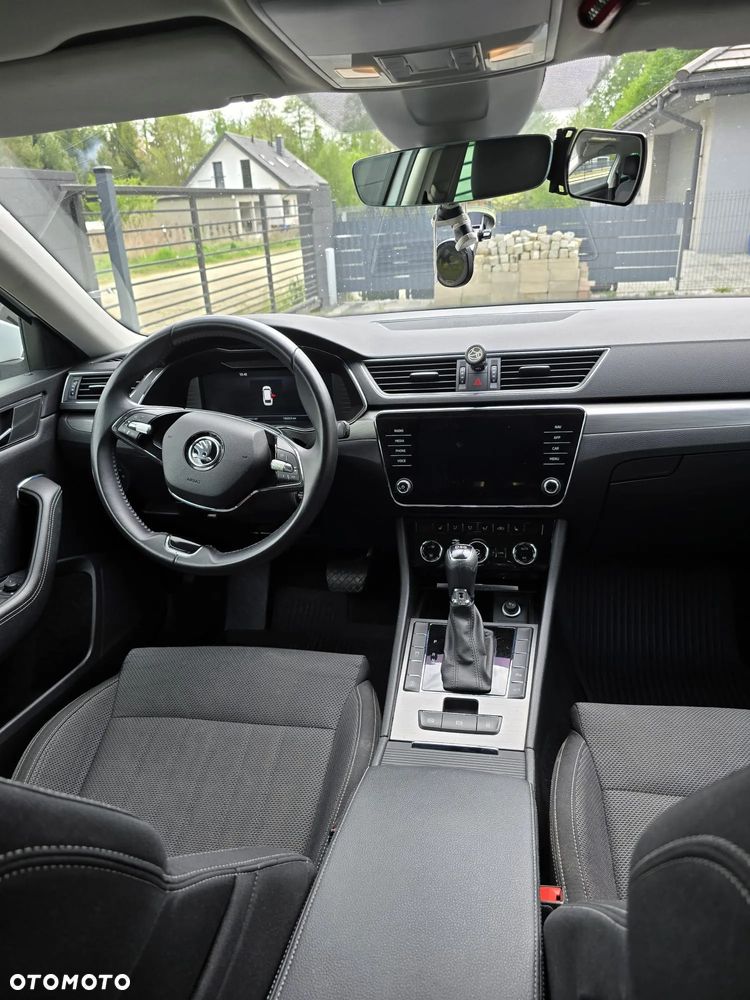 Skoda Superb 2.0 TDI SCR Ambition DSG - 14