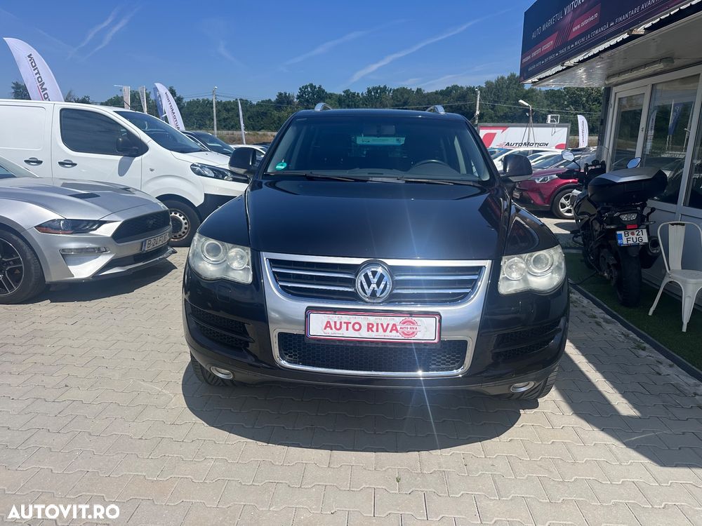 Volkswagen Touareg - 2