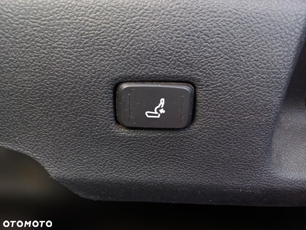 Toyota Corolla 2.0 Hybrid Selection - 23